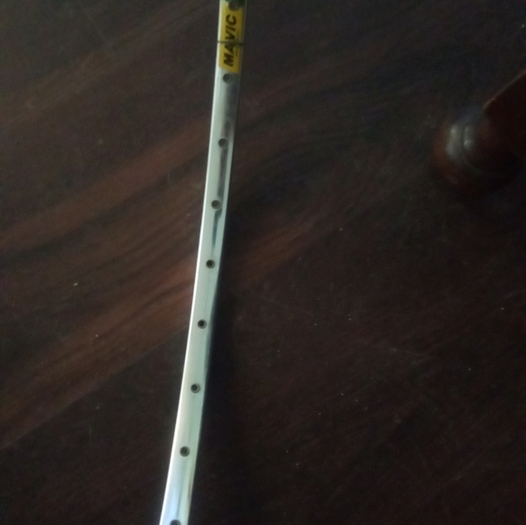 Chair - Picture 3 of 9